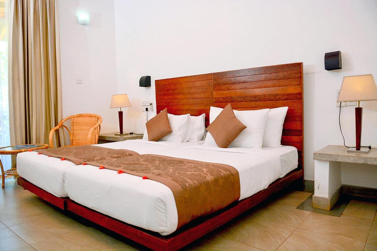 Amaranthe Bay Resort & Spa Trincomalee Ngoại thất bức ảnh
