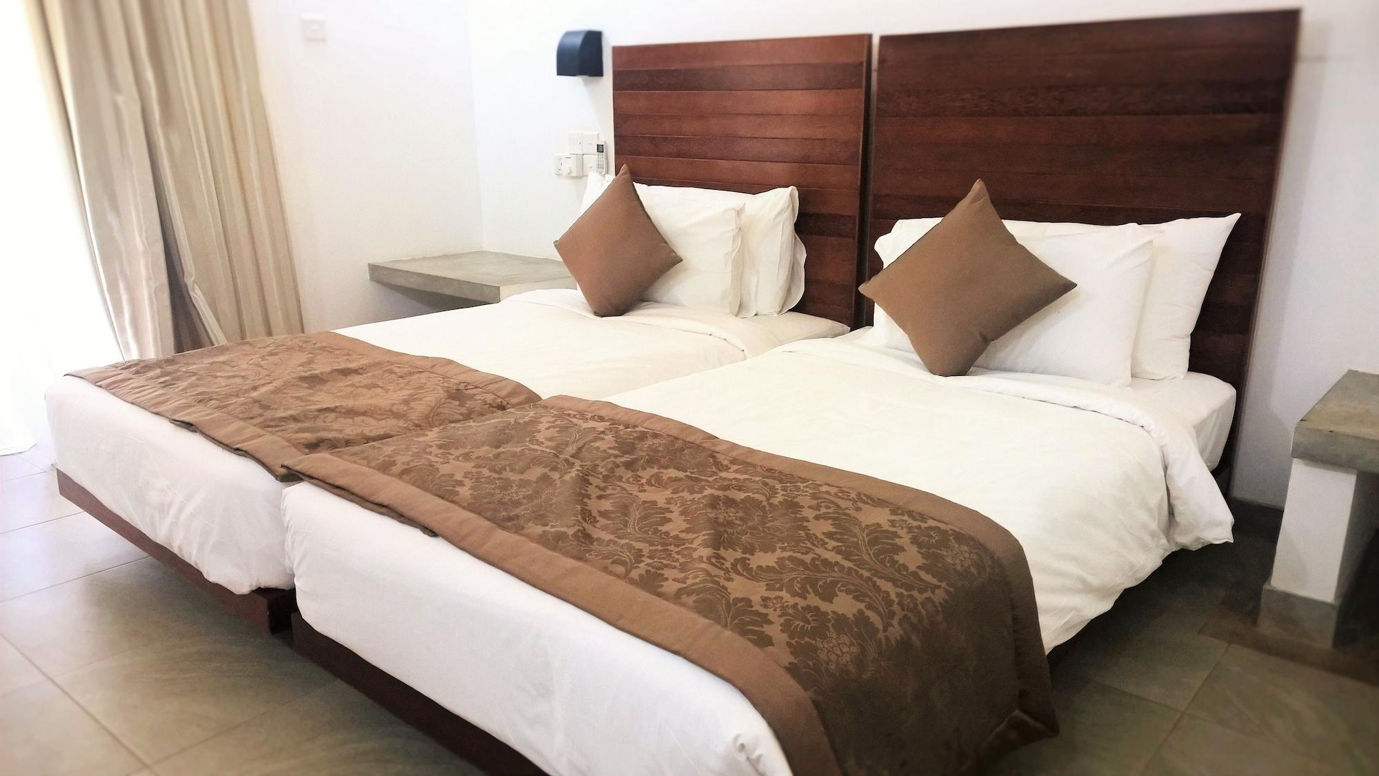 Amaranthe Bay Resort & Spa Trincomalee Ngoại thất bức ảnh