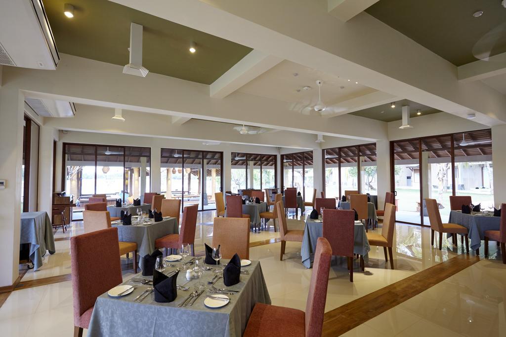 Amaranthe Bay Resort & Spa Trincomalee Ngoại thất bức ảnh