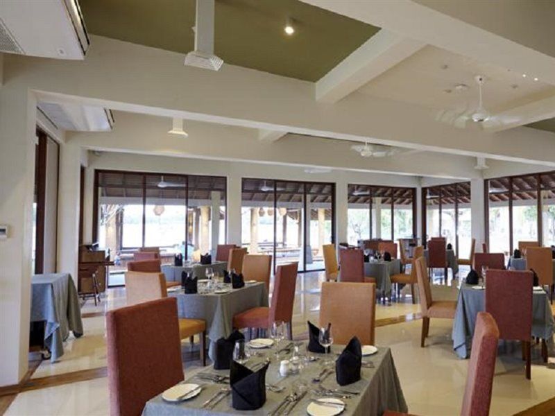 Amaranthe Bay Resort & Spa Trincomalee Ngoại thất bức ảnh